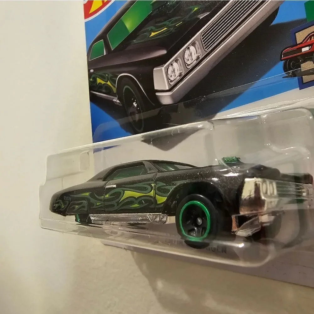 Hot Wheels Car Layin Lowrider Hotwheels Classic Pimp Mobile Special Feature New